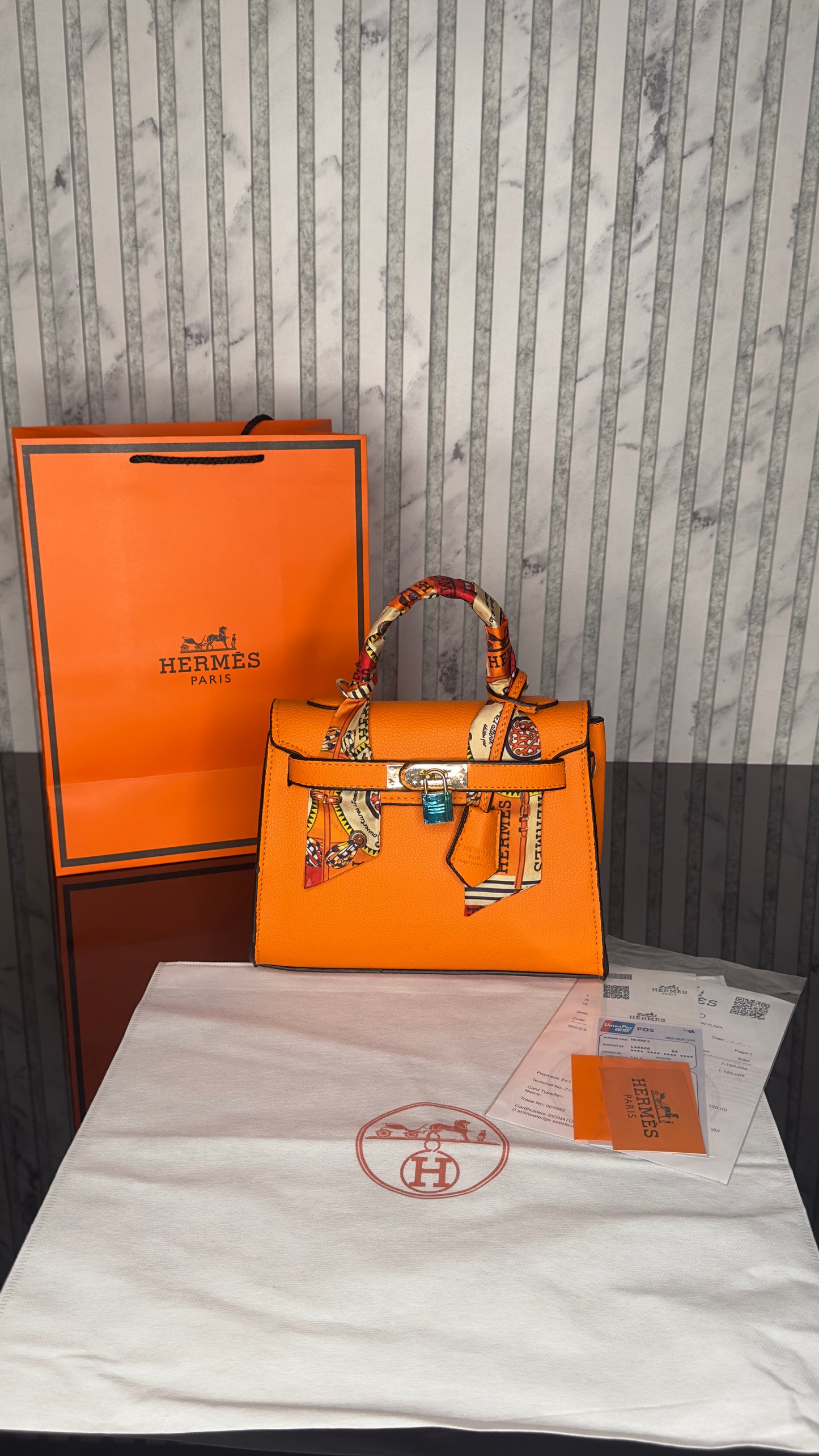 Hermès Kelly Bag (Orange)