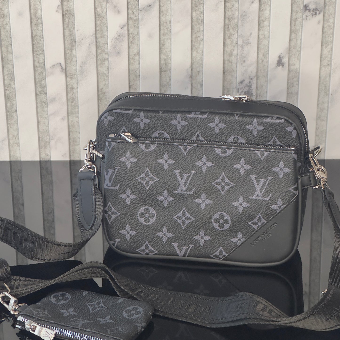 Louis Vuitton Avenue Sling Bag Monogram Black
