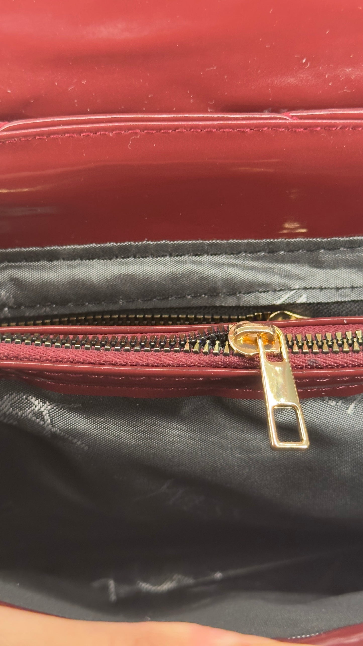 Yves Saint Laurent LouLou Large Patent Bordeaux Chain Bag