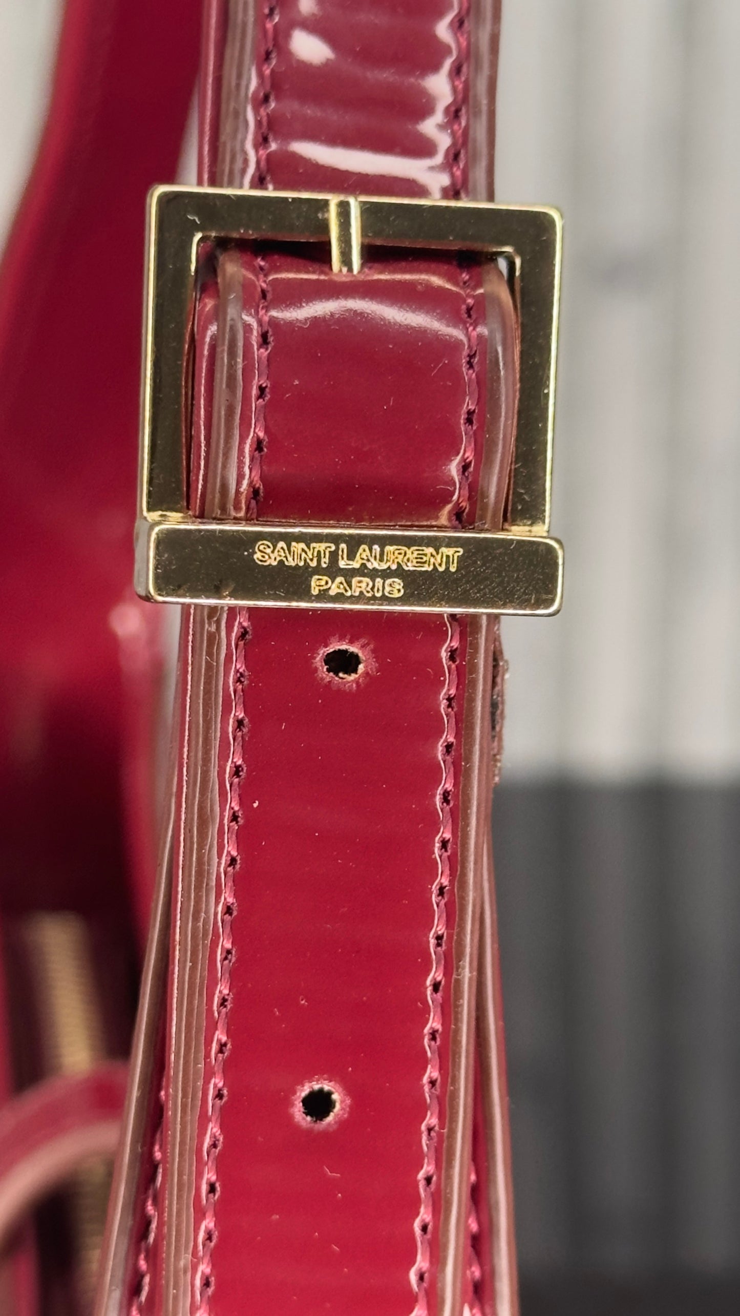Yves Saint Laurent Le 5 à 7 Patent Red Shoulder Bag
