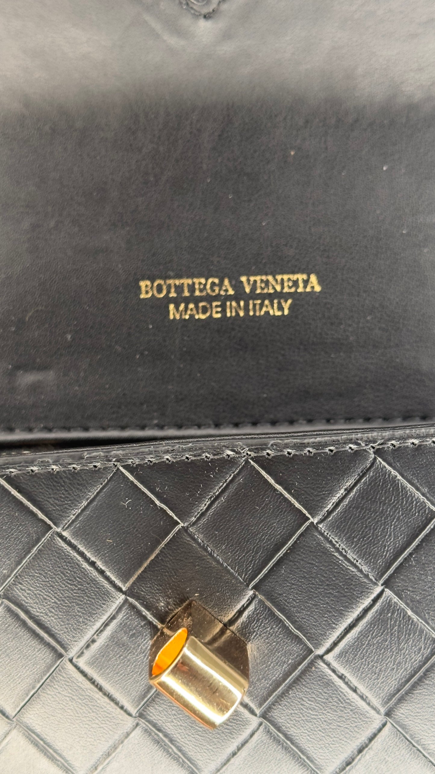 Bottega Veneta Intrecciato Knot Crossbody Bag – Black