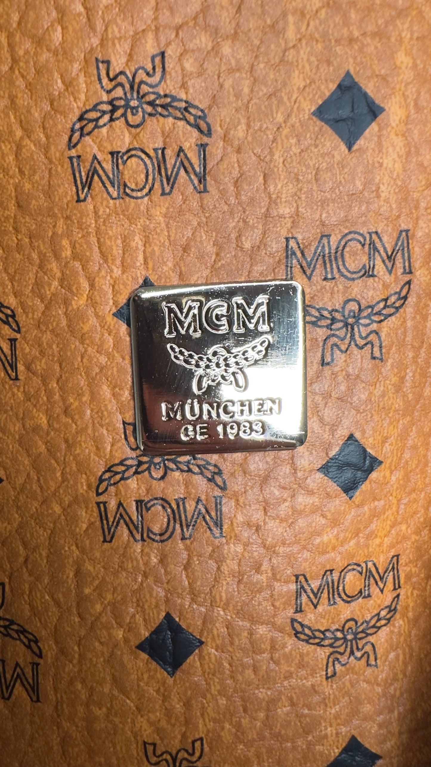 MCM Weekender Bag – Cognac Visetos