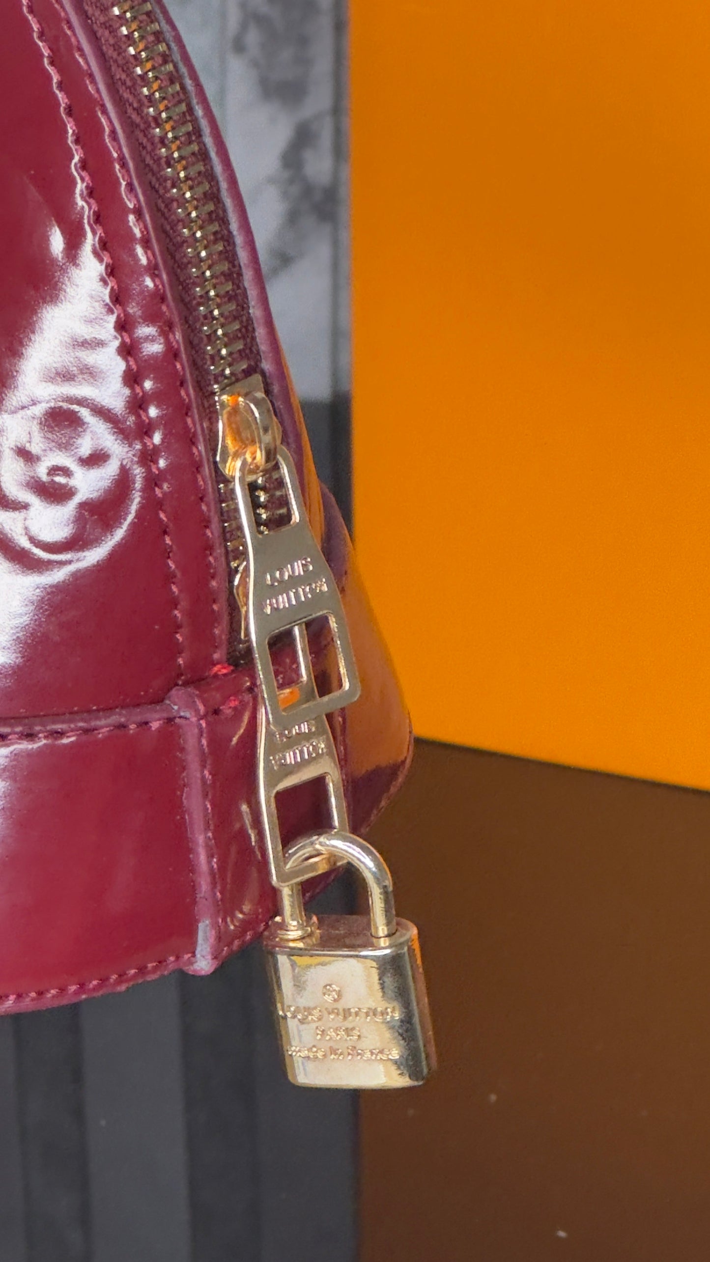 Louis Vuitton Alma BB Vernis – Amarante