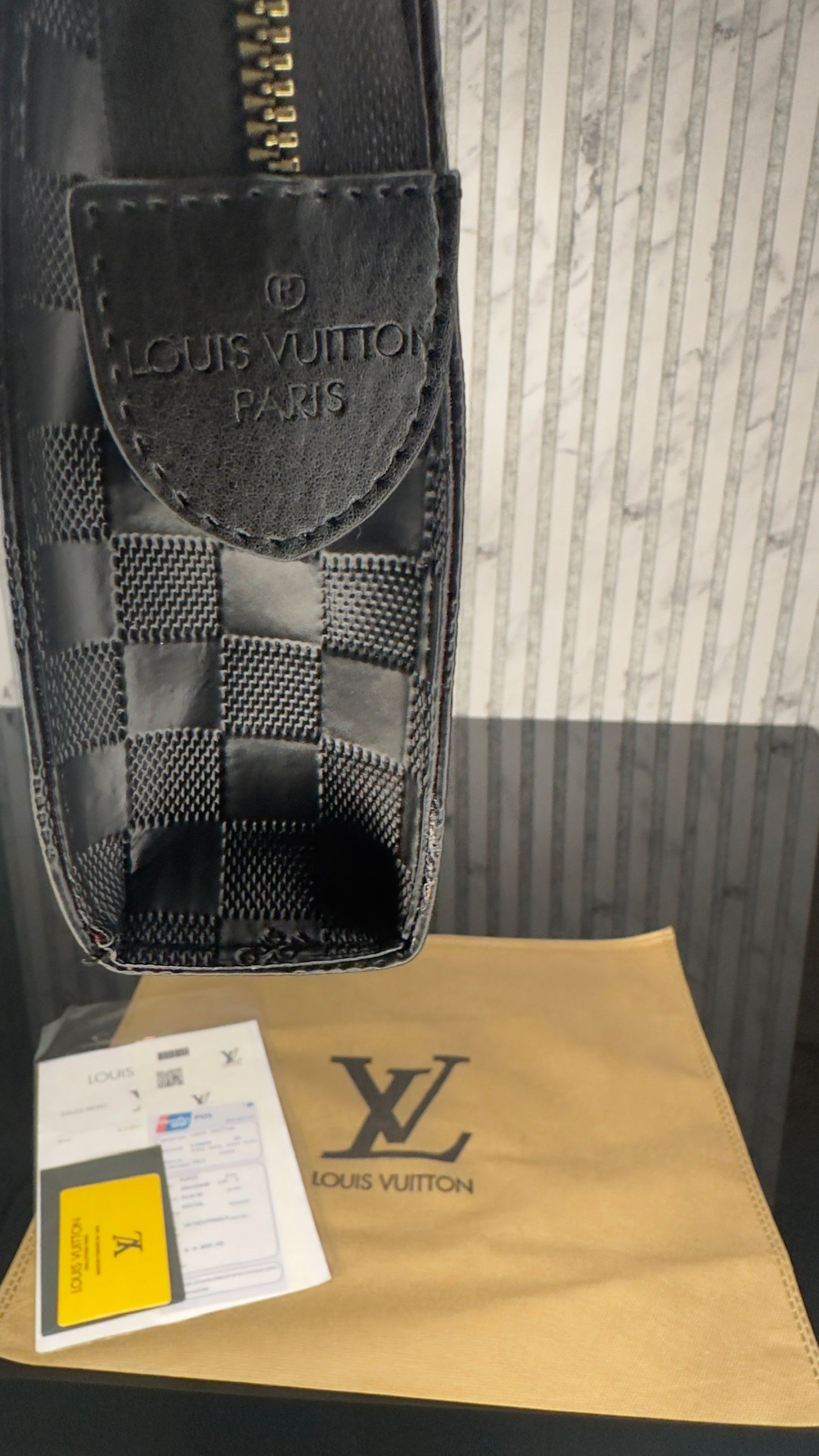 Louis Vuitton Pochette Damier Graphite Canvas