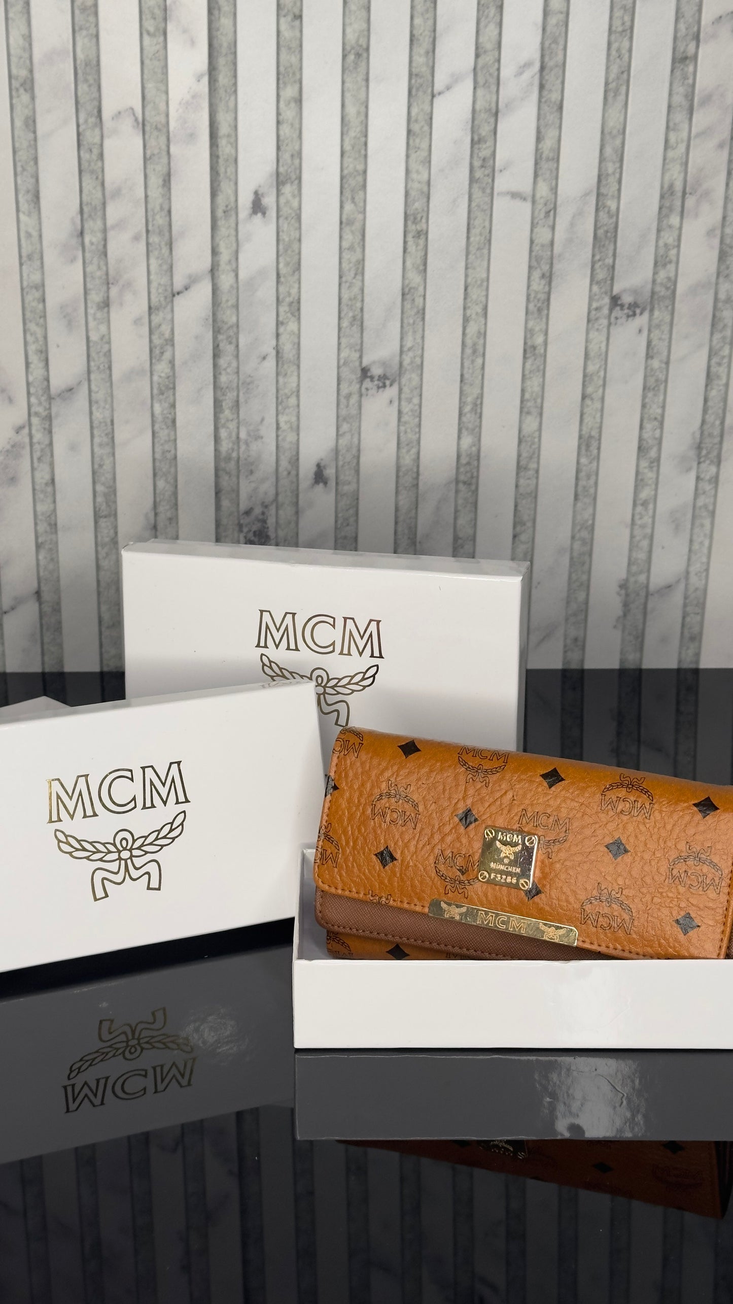 MCM Visetos Wallet – Cognac