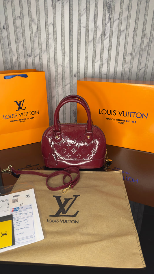 Louis Vuitton Alma BB Vernis – Amarante