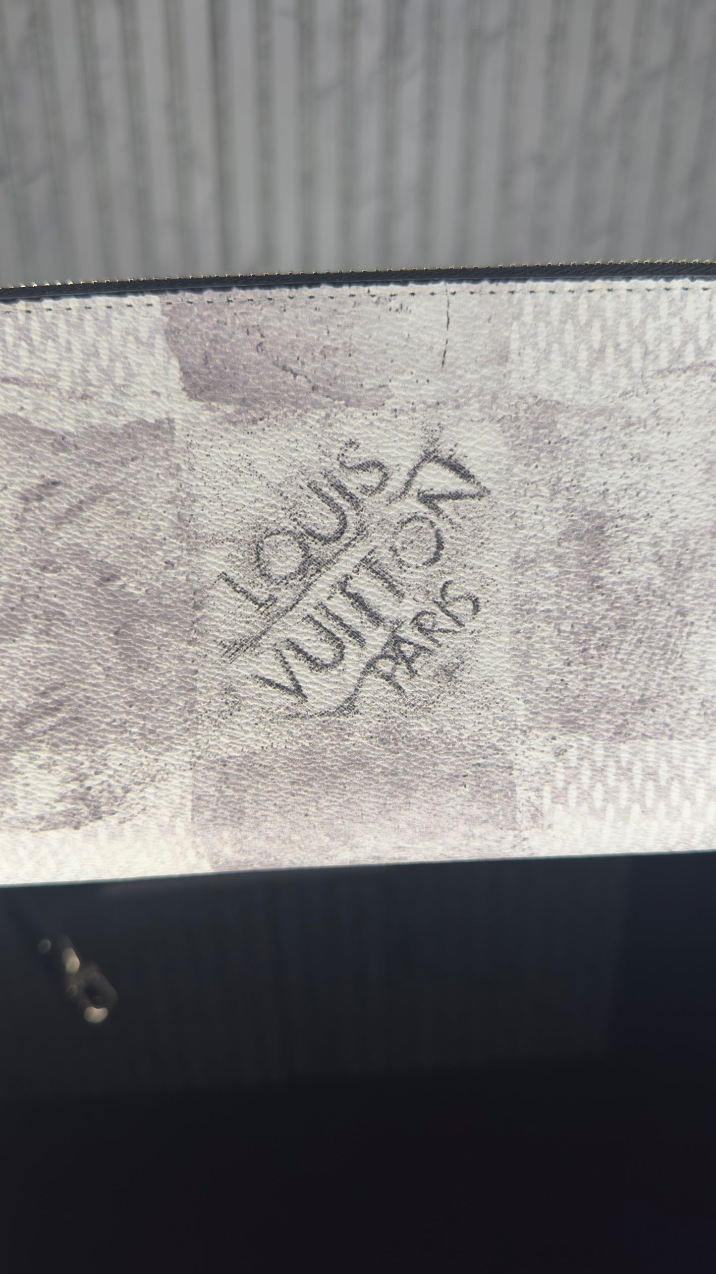 Louis Vuitton Zippy Wallet Damier Infini White