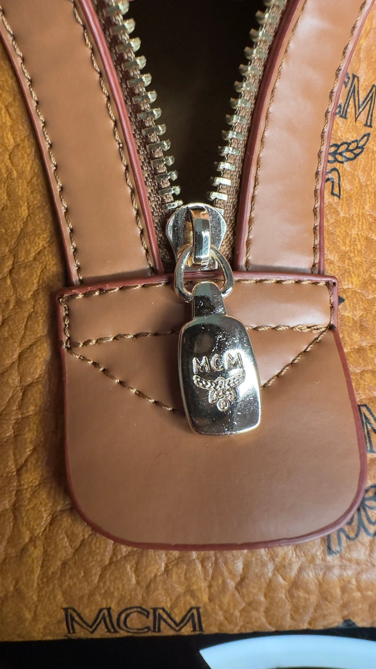 MCM Weekender Bag – Cognac Visetos