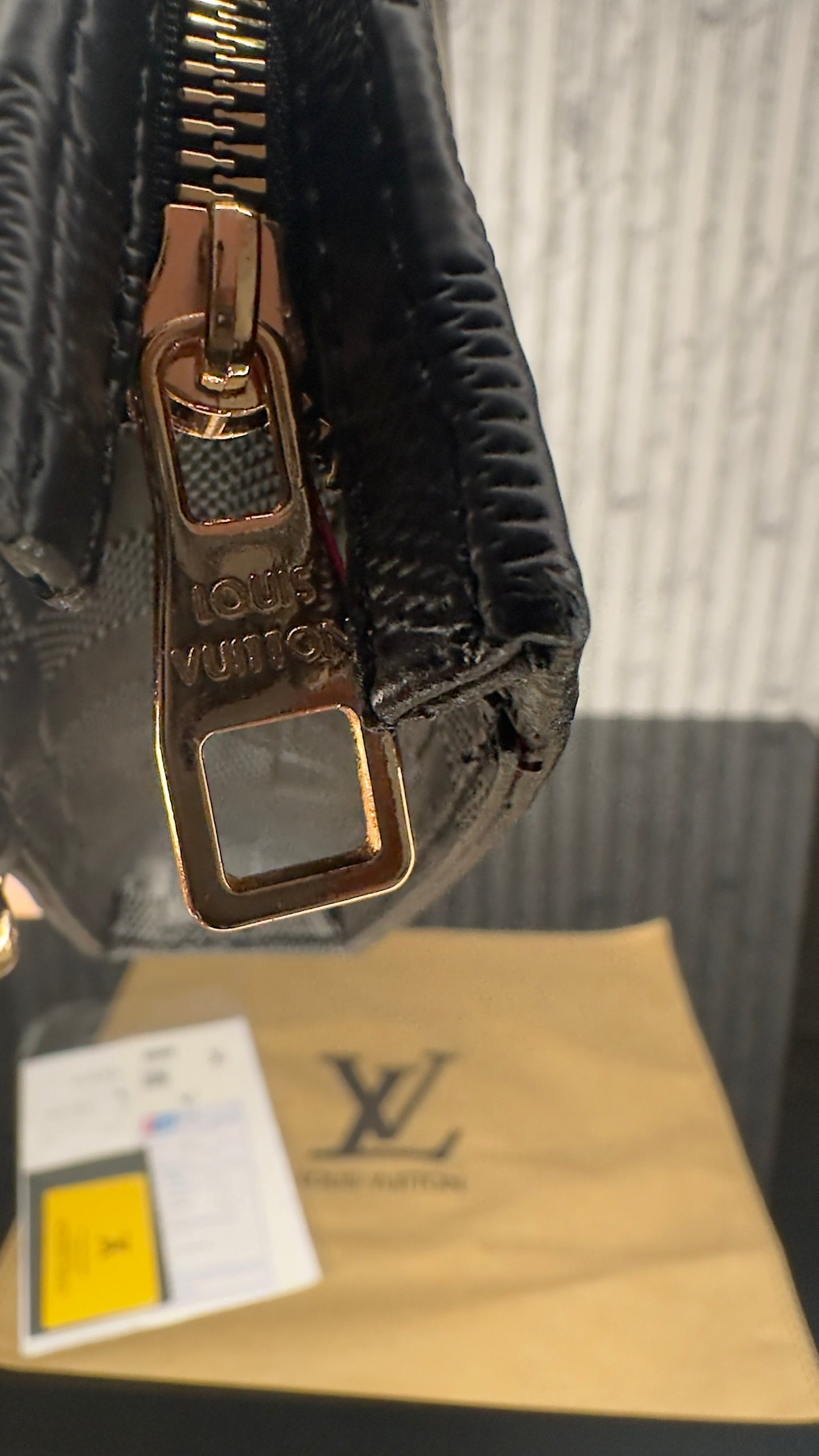 Louis Vuitton Pochette Damier Graphite Canvas