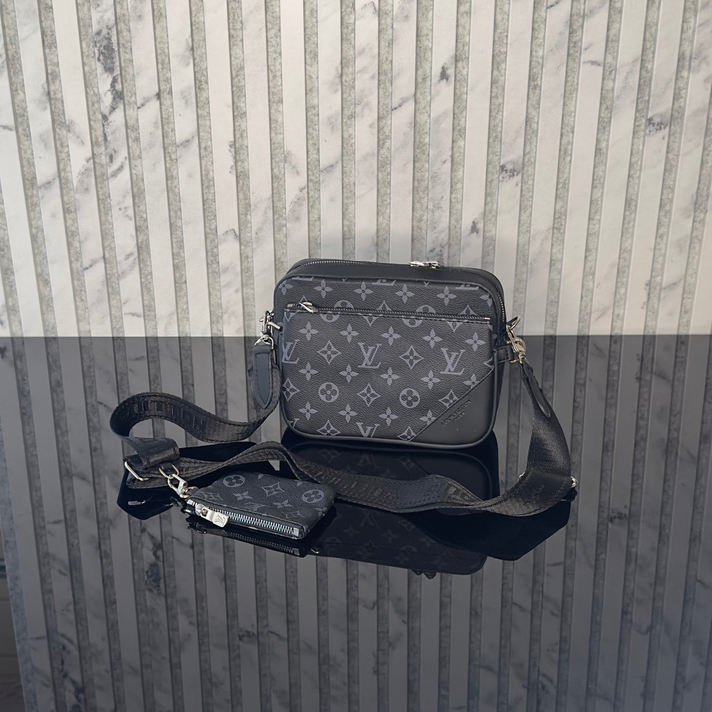 Louis Vuitton Avenue Sling Bag Monogram Black