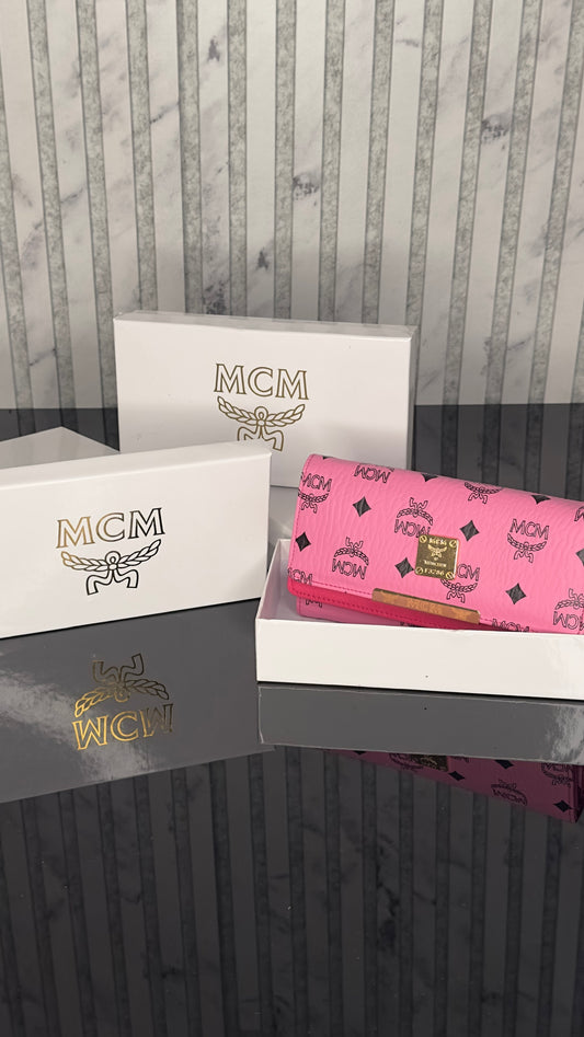 MCM Visetos Wallet – Pink