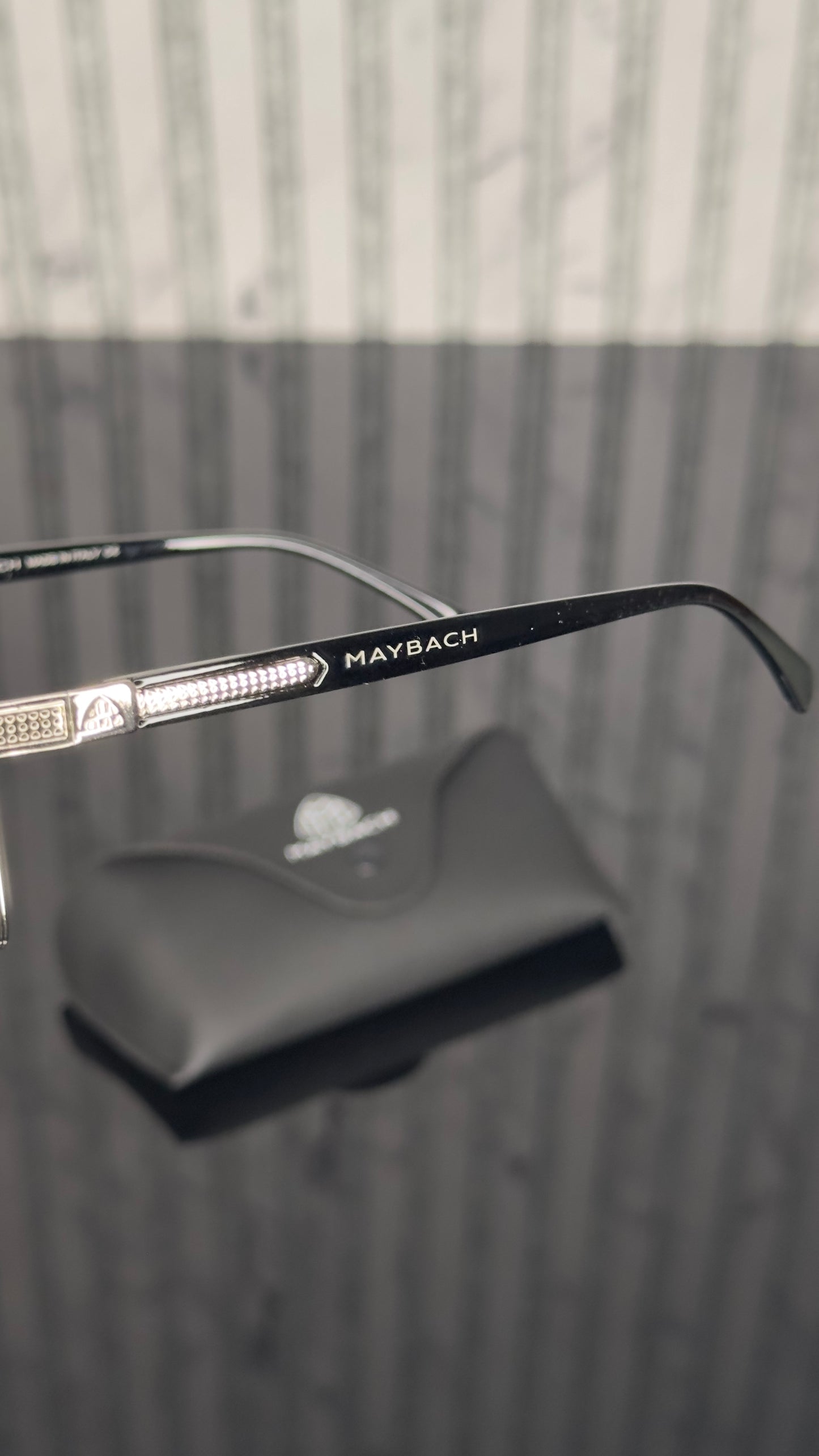 Maybach Silver Square Luxe