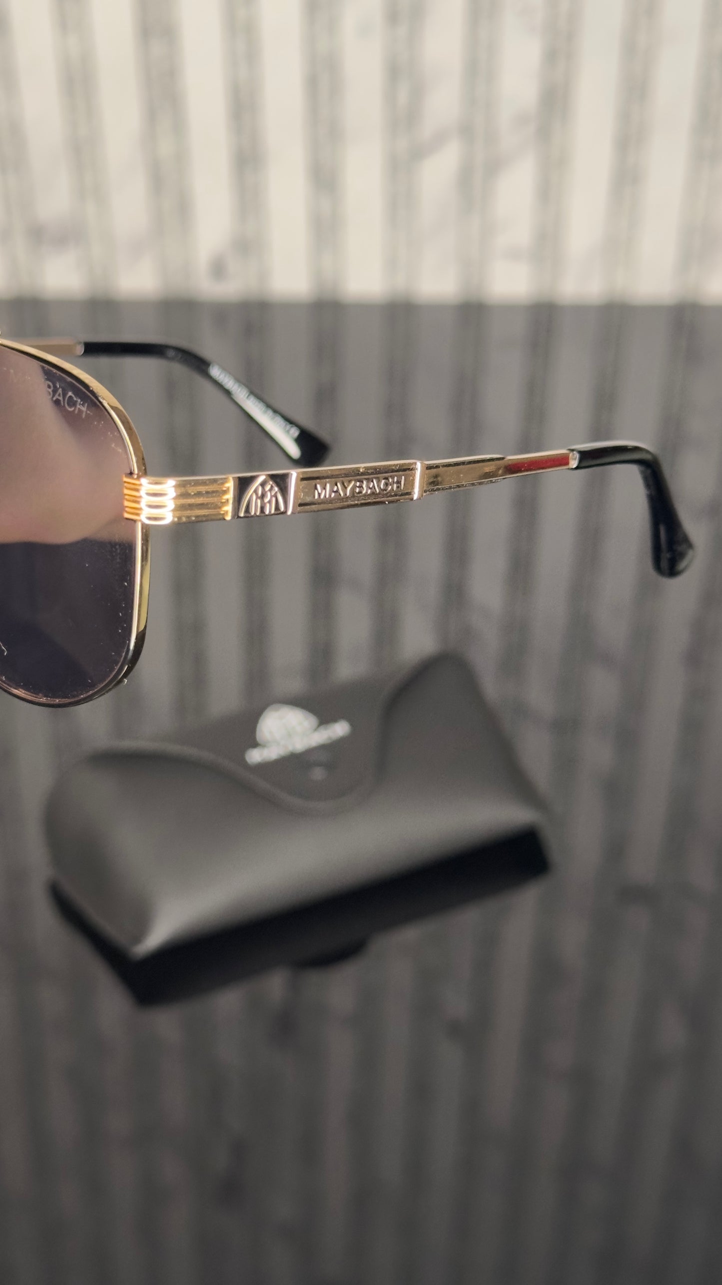 Maybach Gold Aviator Supreme
