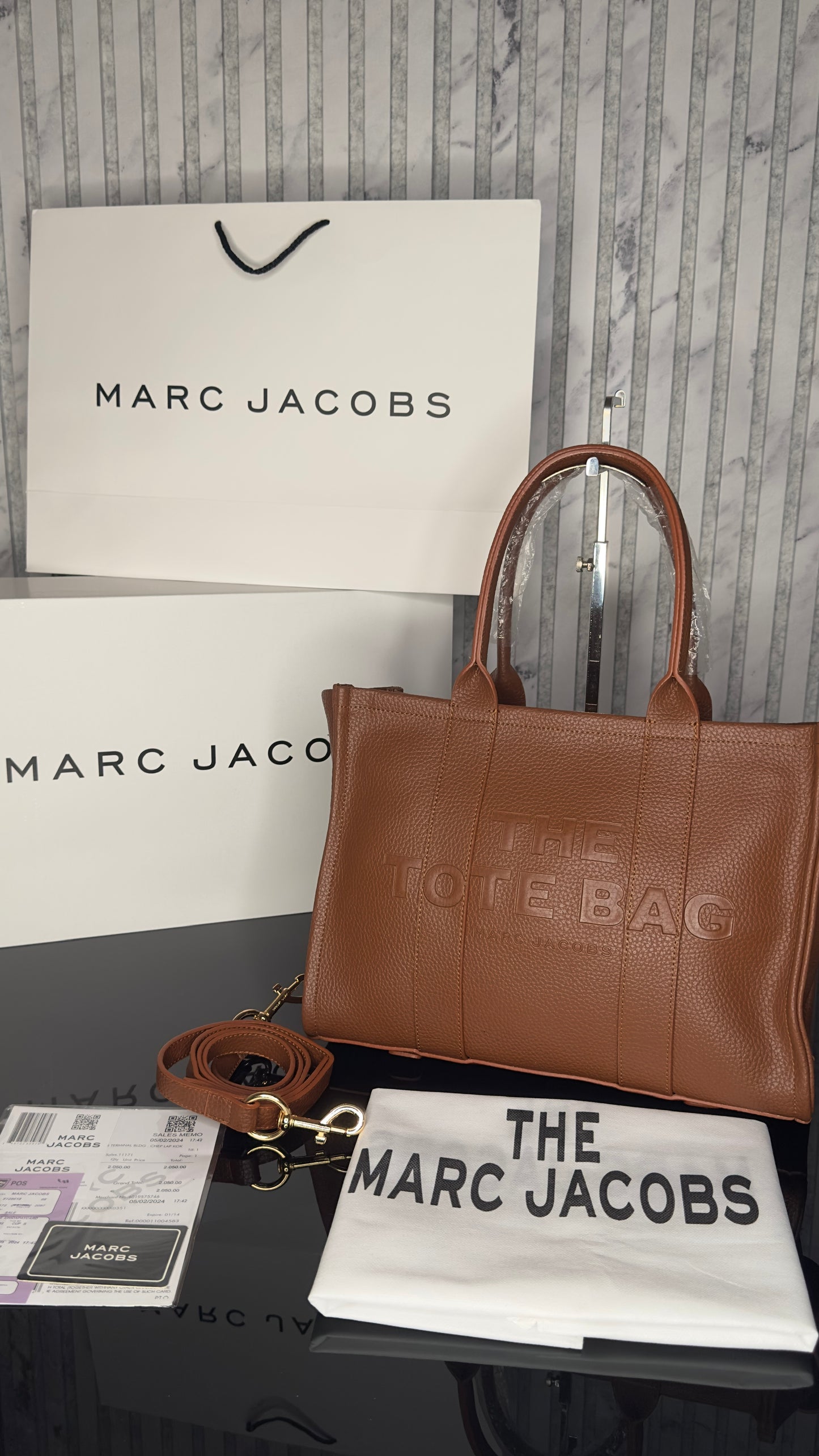Marc Jacobs The Tote Bag Brown