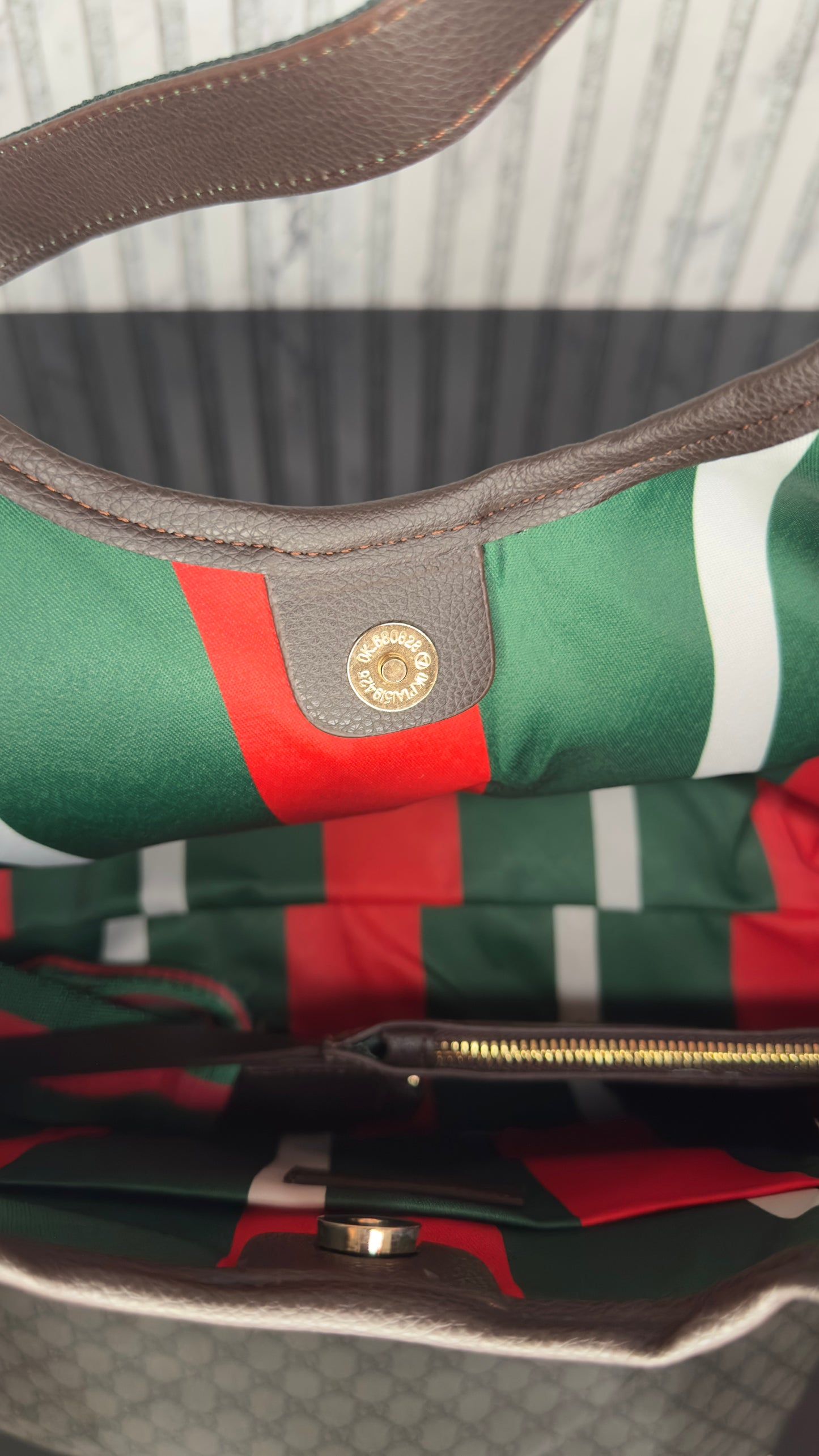 Gucci Giglio GG Canvas Large Tote Bag – Beige/Ebony & Brown Leather Trim