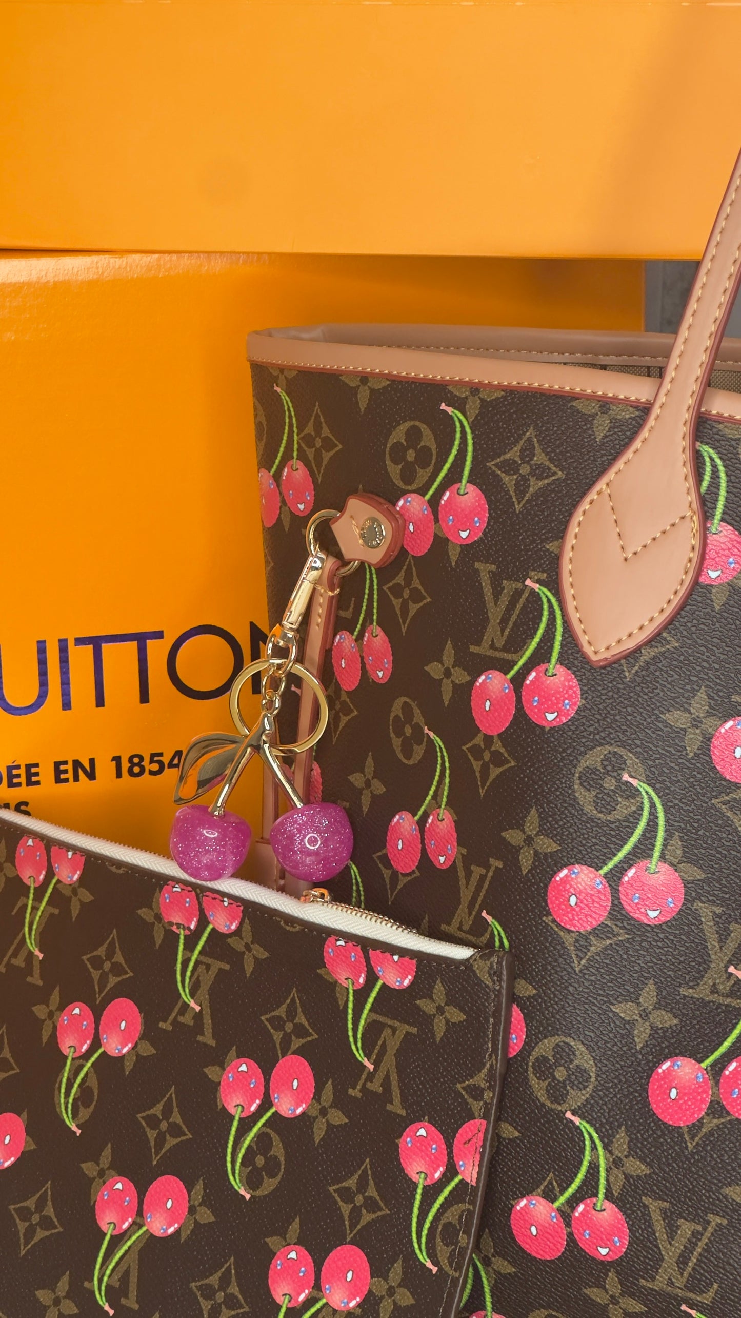 Louis Vuitton Neverfull MM Cherry Edition – Cognac Trim